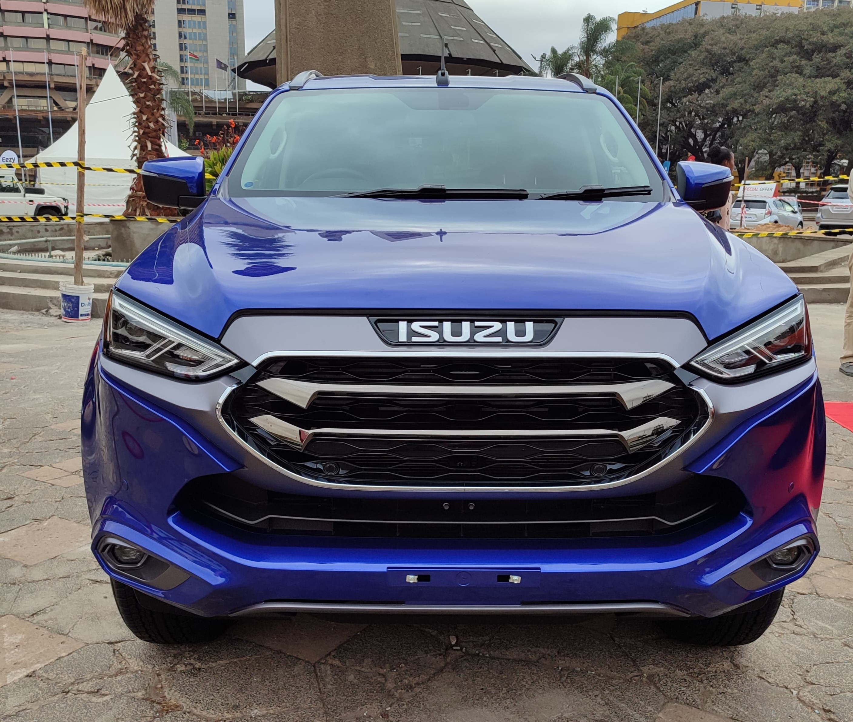 Isuzu MU-X